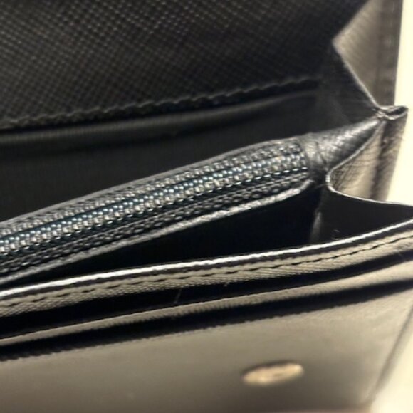 HALLOWEEN🎃 PRICE DROP!! PRADA BLACK SAFFIANO LEATHER LONG WALLET W/CARD⭐ - Picture 13 of 15